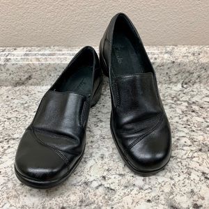 Clarks Leather shoes/flats